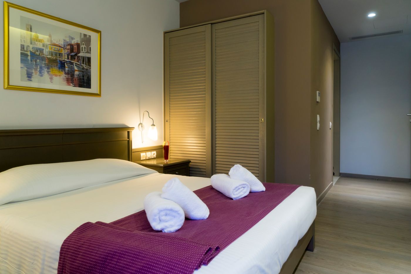 Castello-City-Room-14