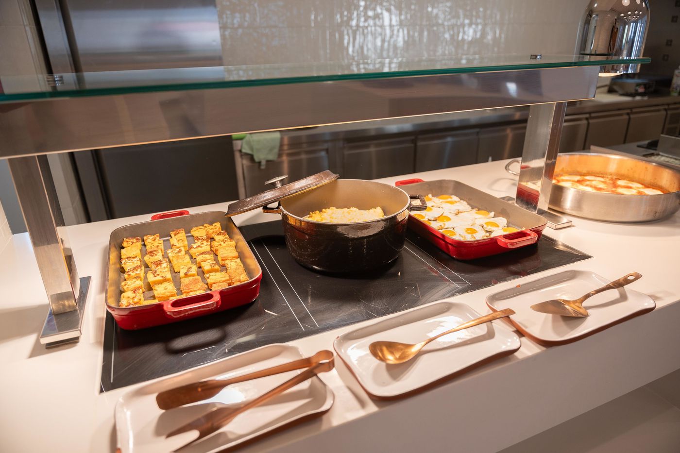 Orion-Hotel-Restaurant-55