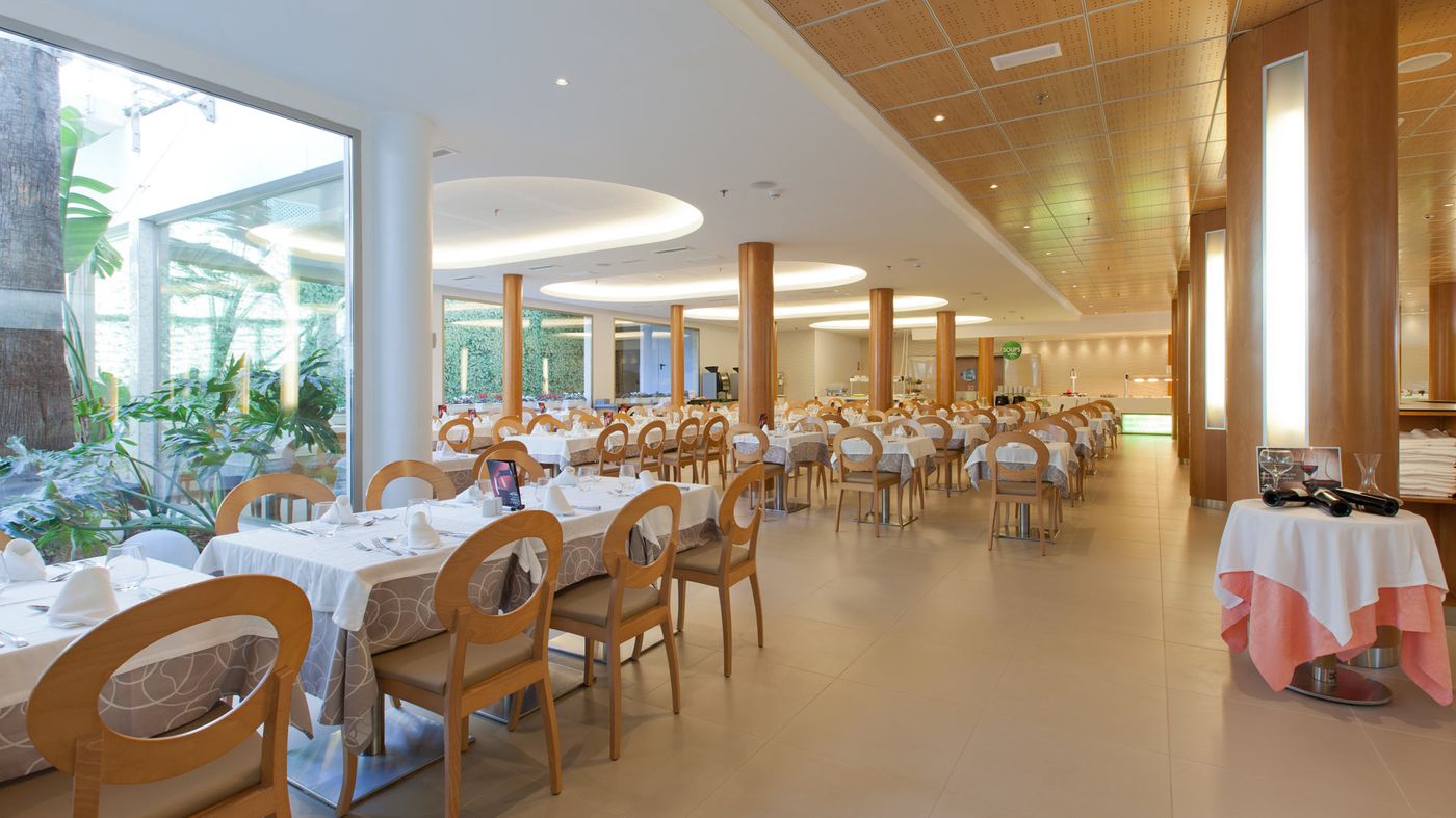 Riviera Beachotel - Adults Only