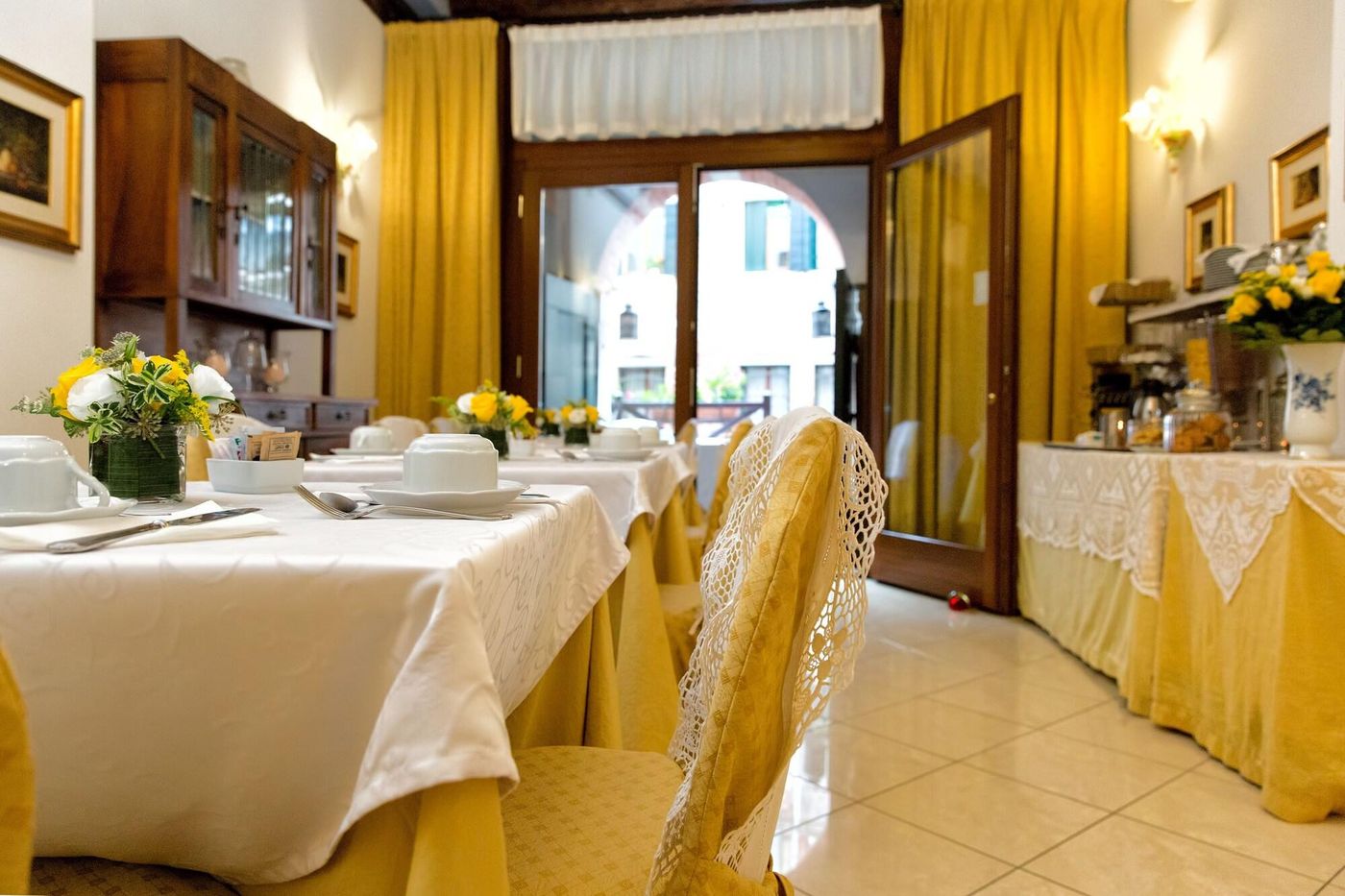 Alla-Vite-Dorata-Restaurant-39