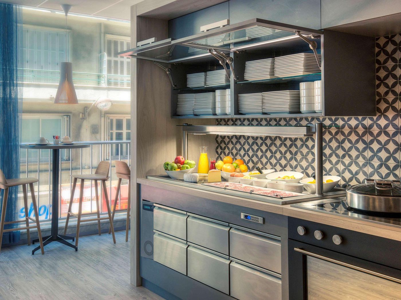 Mercure-Nice-Promenade-des-Anglais-Restaurant-39