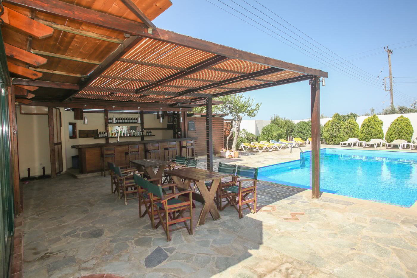 Petros Village Apartments