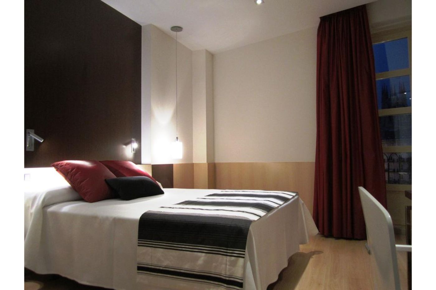 Via Gotica-Spain-BURGOS-Room-4