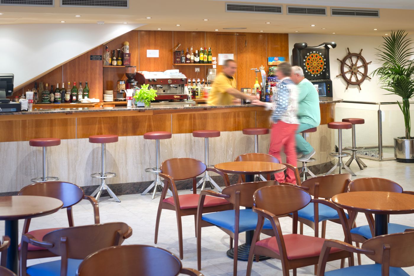 GHT-Mar----tim-Bar-16