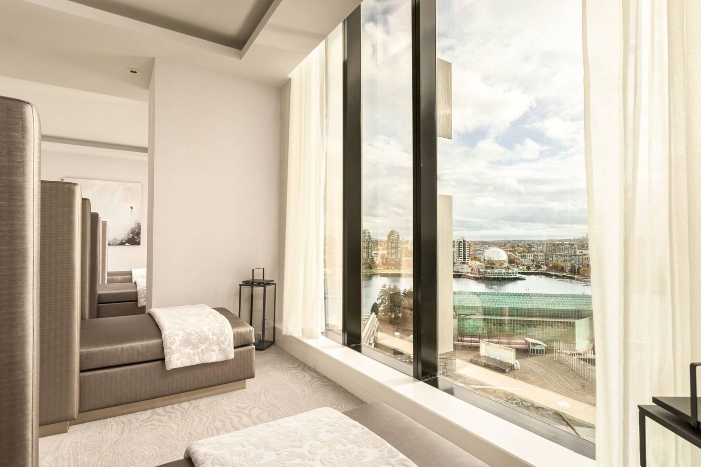 JW-Marriott-parq-Vancouver-Sports-and-Entertainment-48