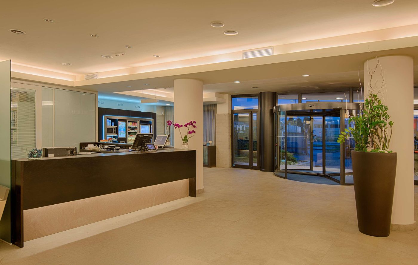 NH Linate - Italy - PESCHIERA BORROMEO (MILANO) - Lobby - 1