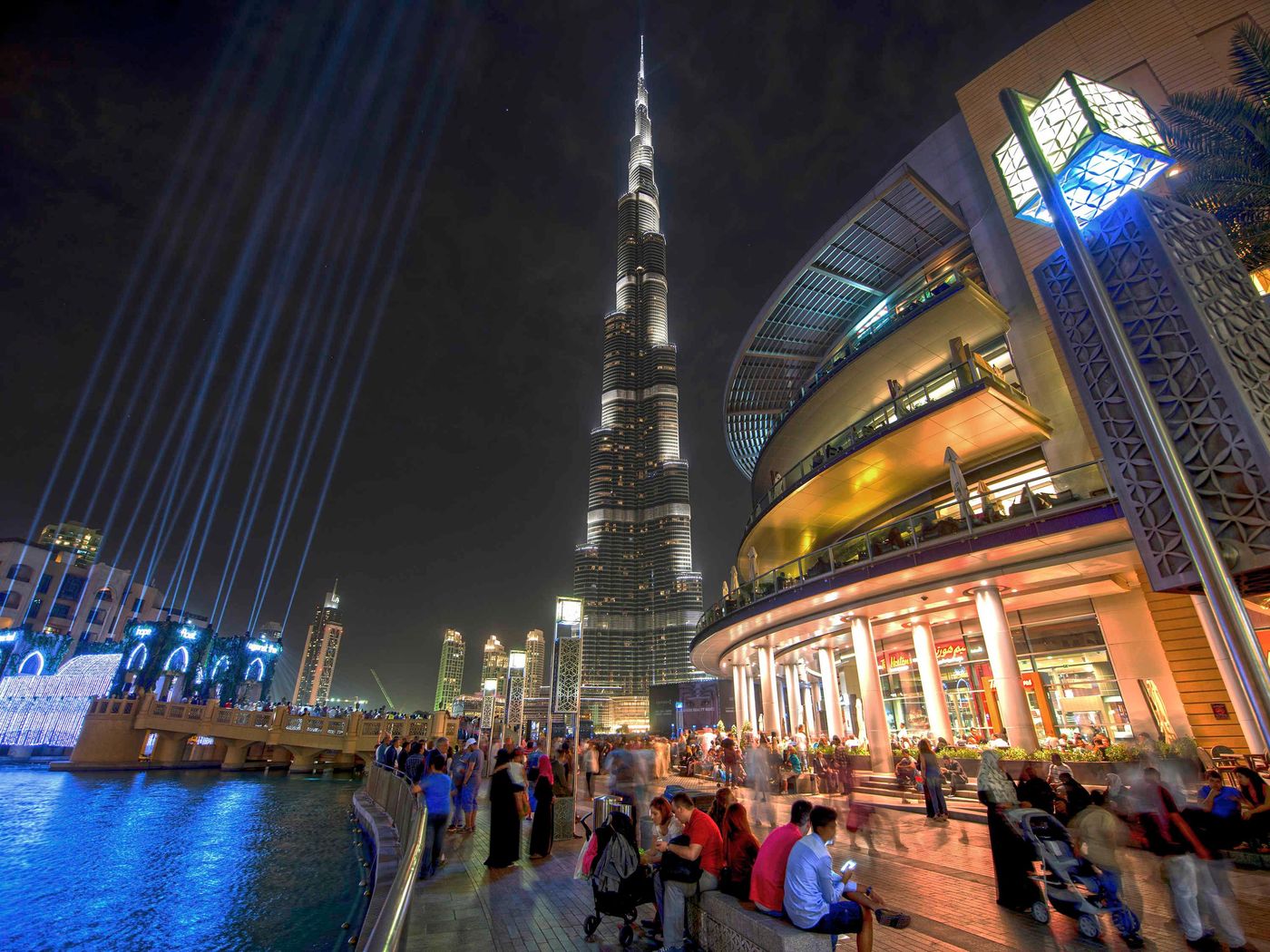 Movenpick-Bur-Dubai-Sports-and-Entertainment-8