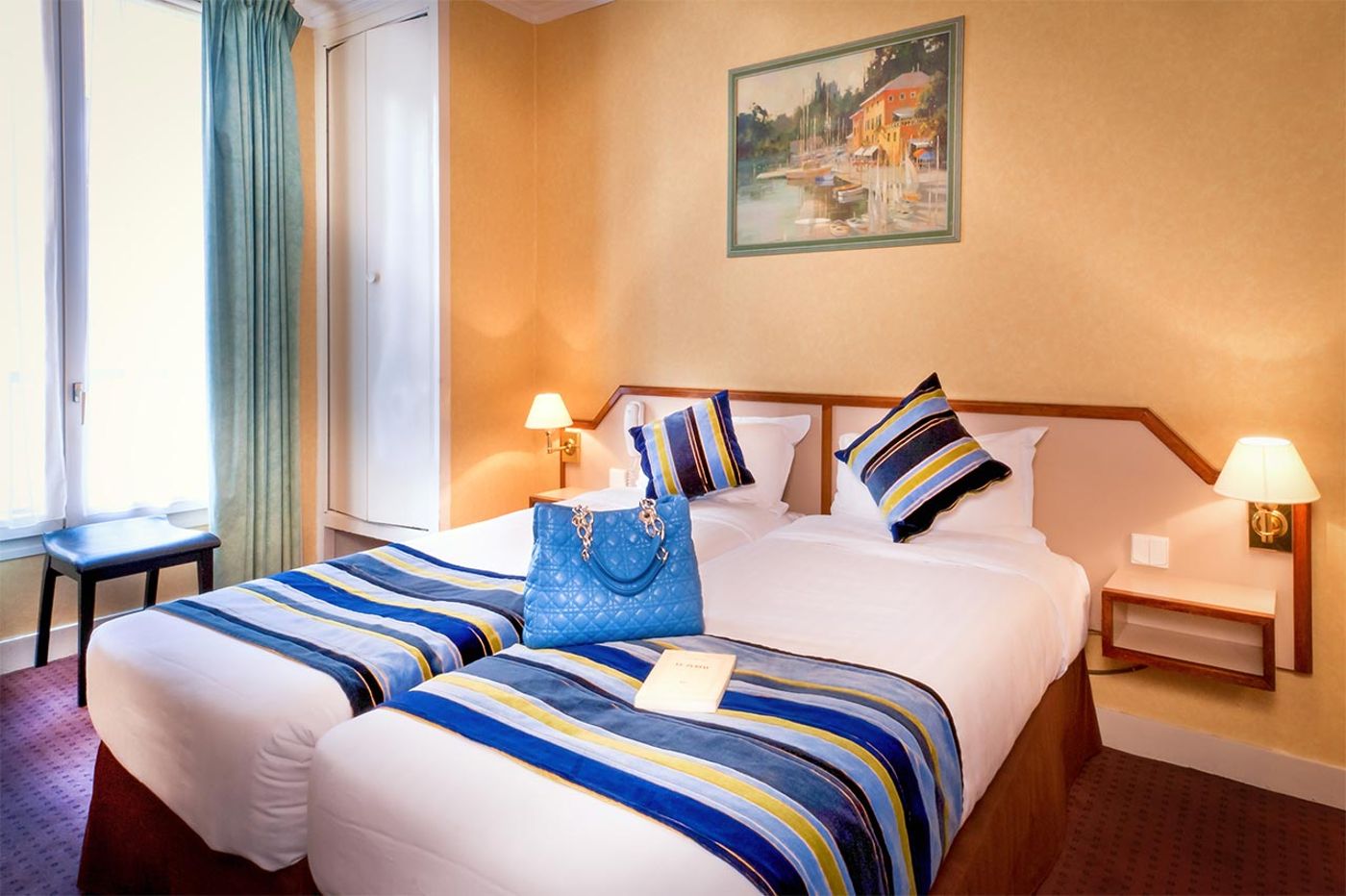 Hotel-Opera-Deauville-Room-15