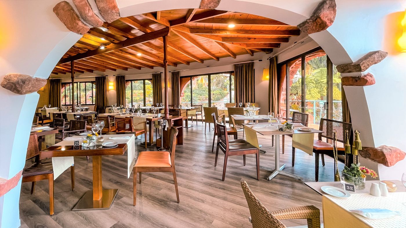 Quinta-Splendida-Wellness---Botanical-Garden-Restaurant-45