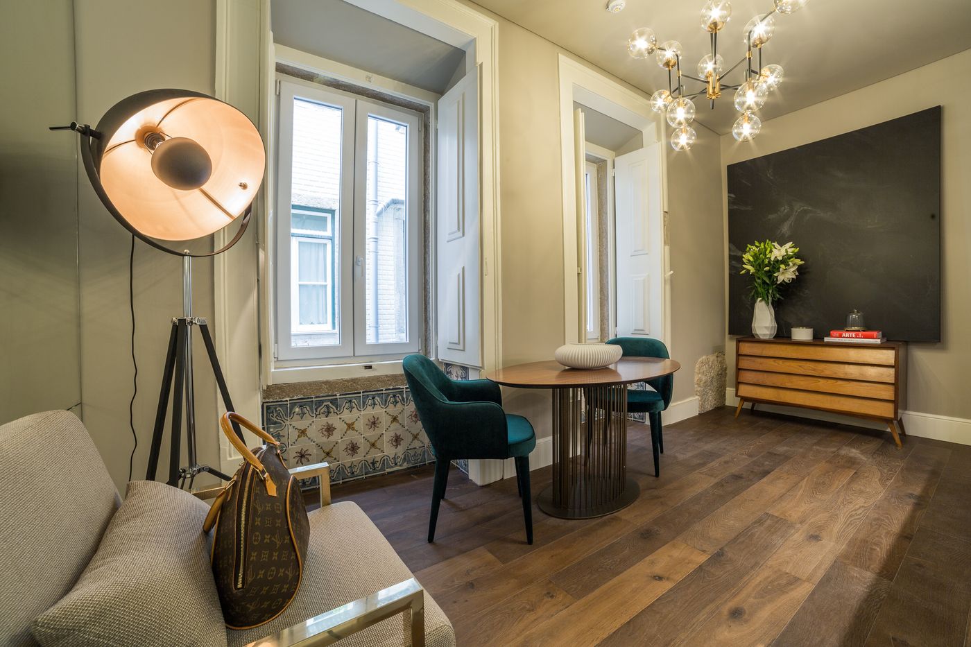 Dare-Lisbon-House-Room-2