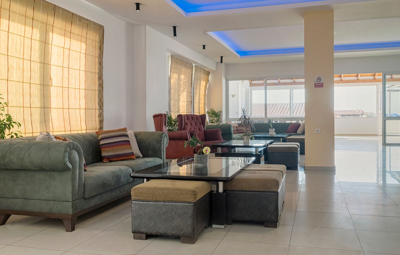 Begeti-Bay-Hotel-Lobby-30