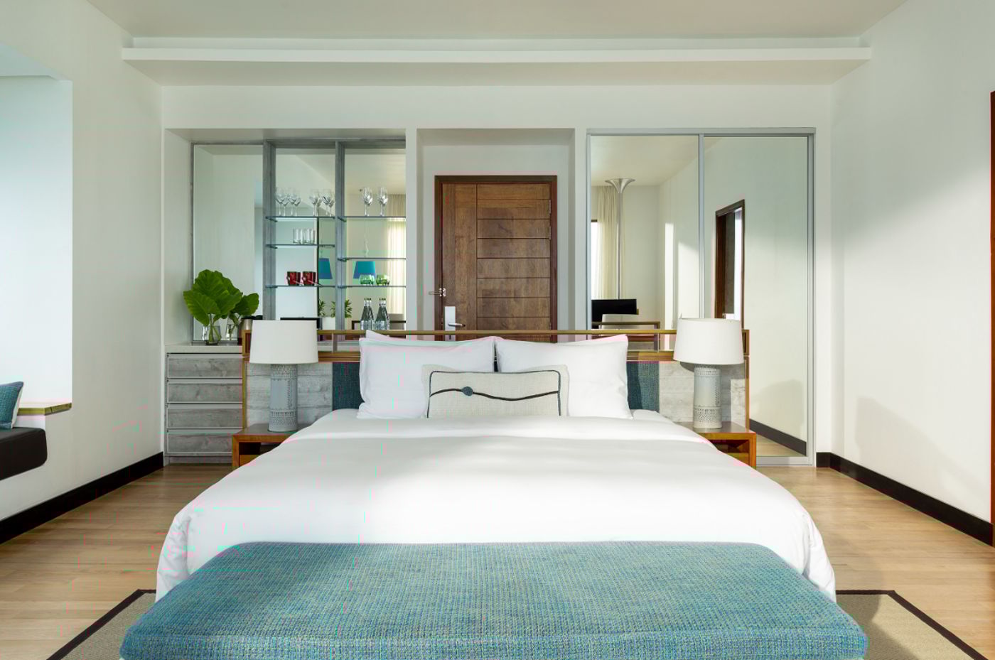 Niva Dhigali Maldives 12.03