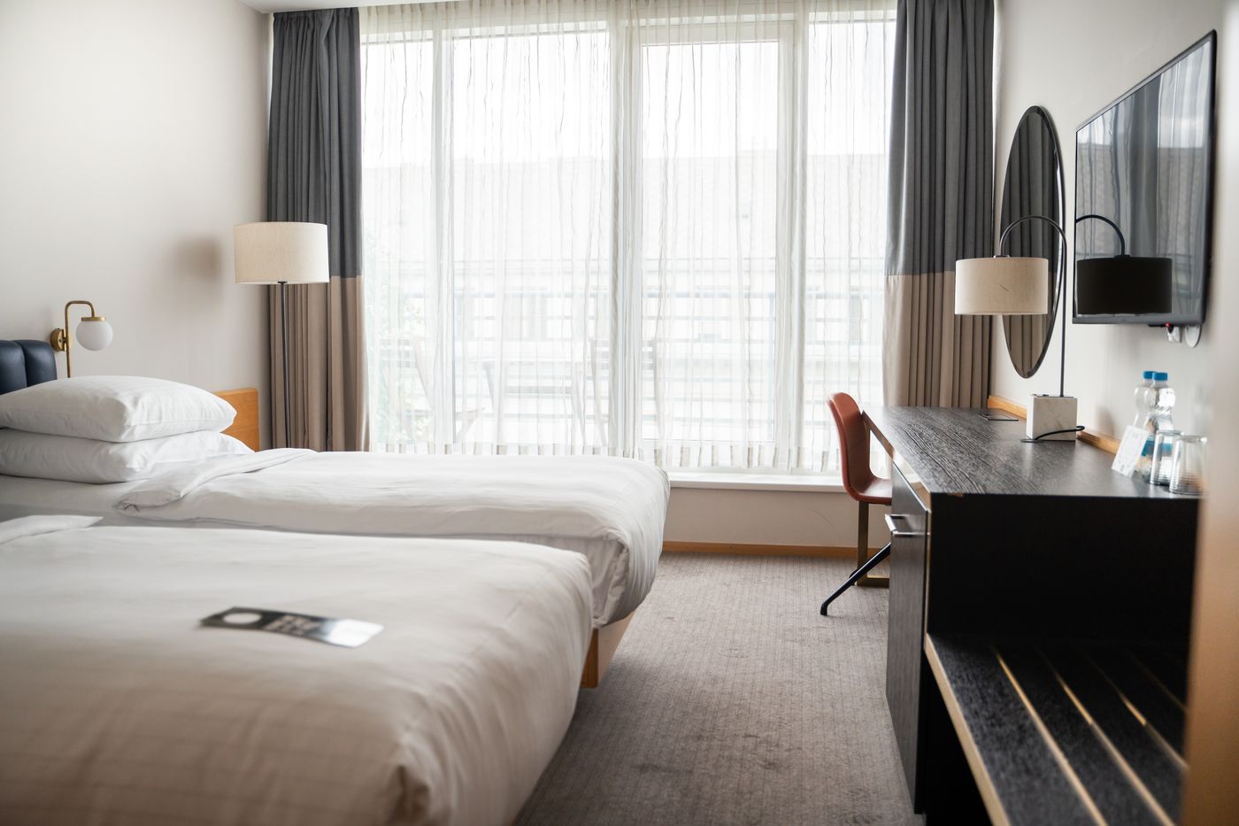 K-K-Hotel-Fenix-Room-32