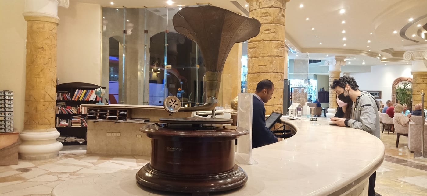 Utopia-Beach-Club-Lobby-62