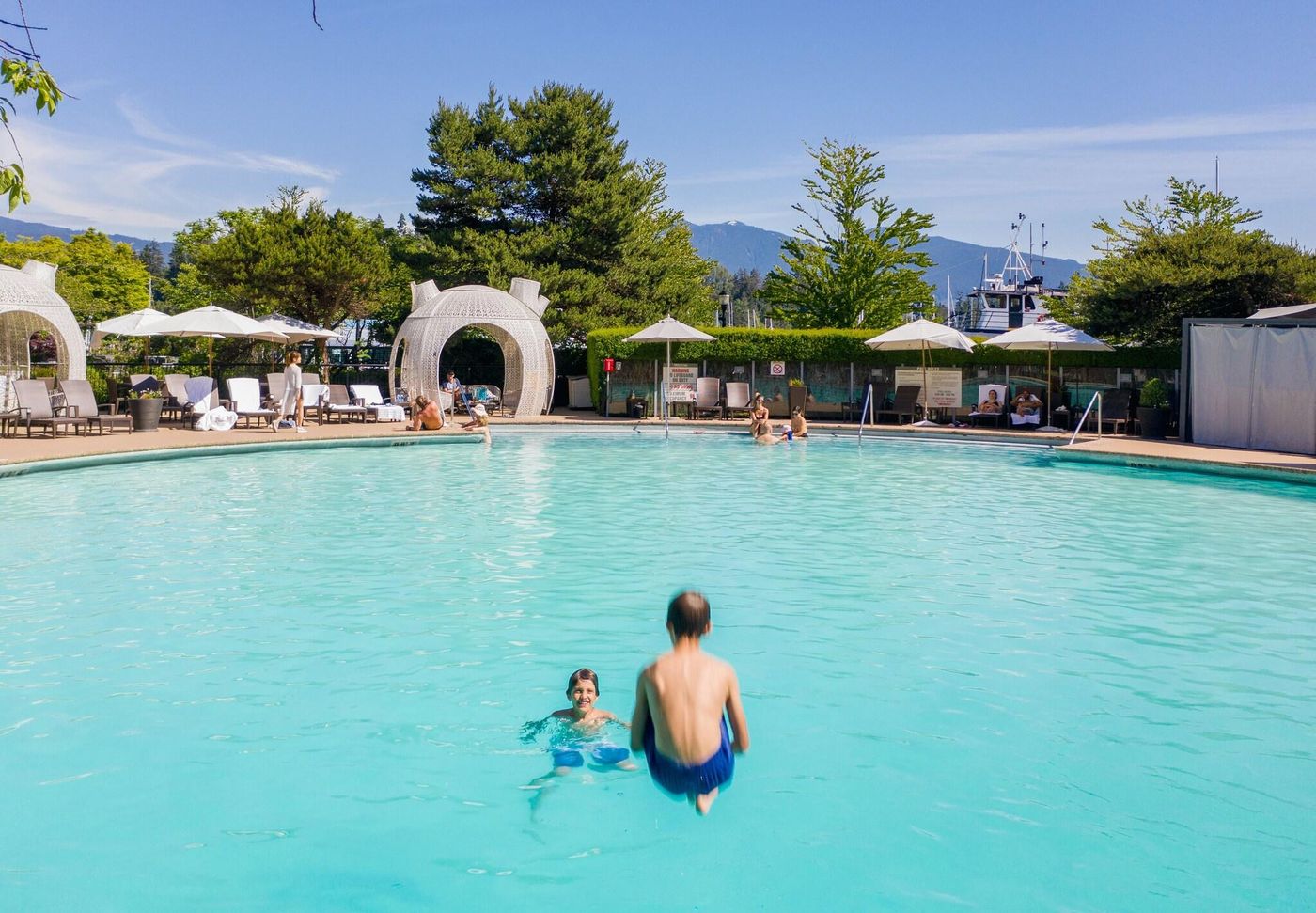 Westin-Bayshore-Vancouver-Pool-80