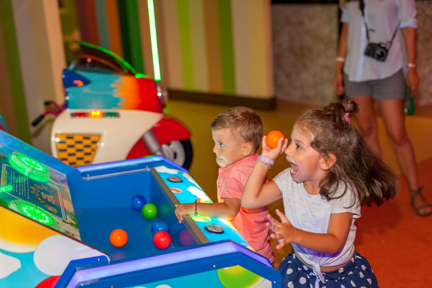 Royal-Taj-Mahal-Sports-and-Entertainment-62