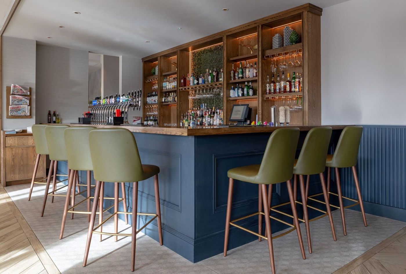 Carlton-Hotel-Dublin-Airport-Bar-6