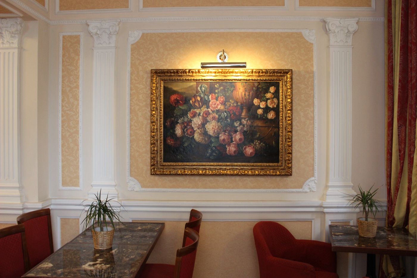 Dei-Consoli-Roma-Lobby-17