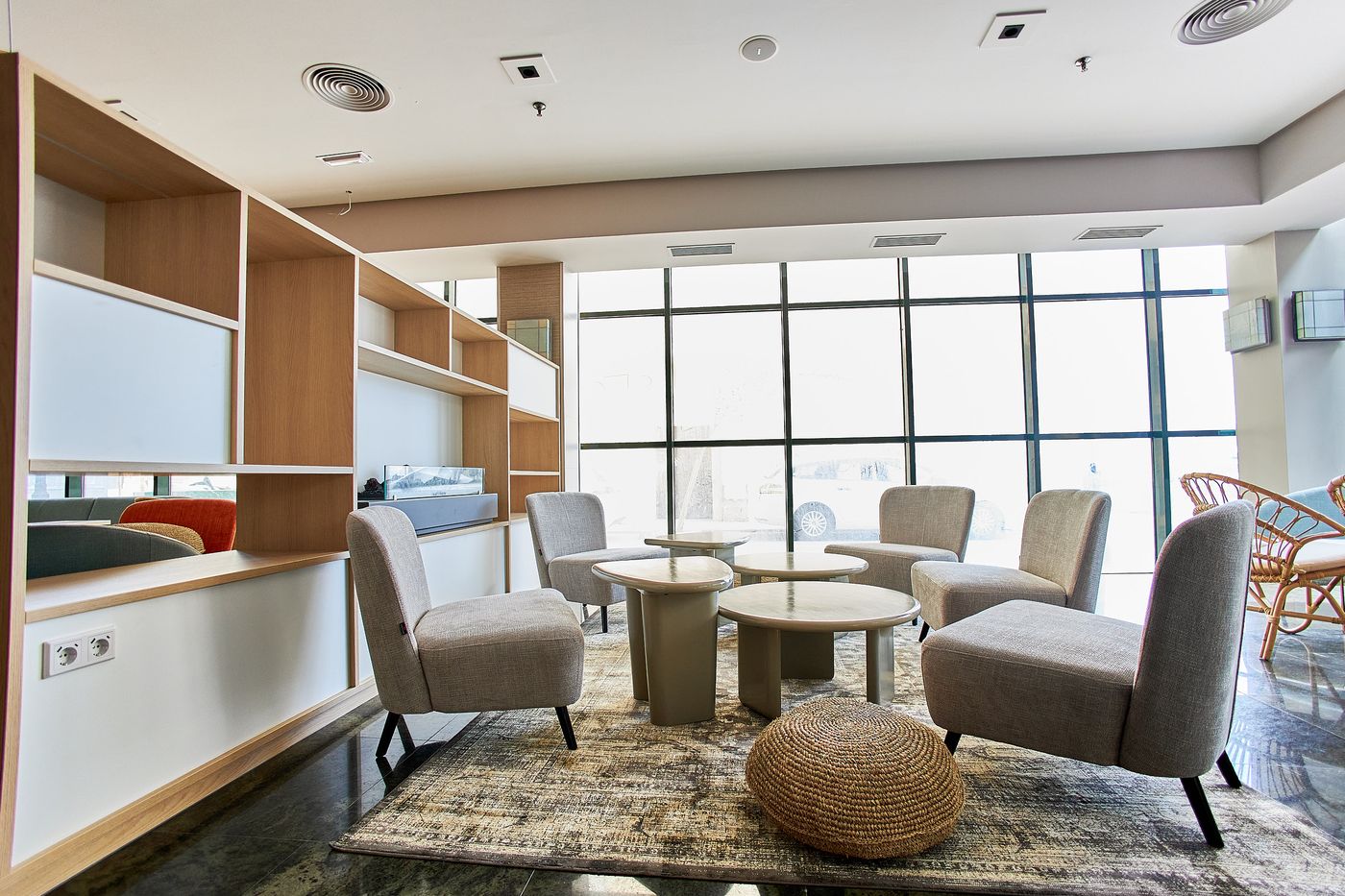 Leonardo-Hotel-Fuengirola-Costa-del-Sol-Lobby-54