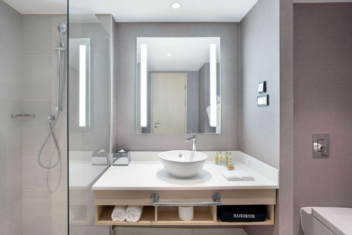 Hilton-Garden-Inn-Budapest-City-Centre-Room-39