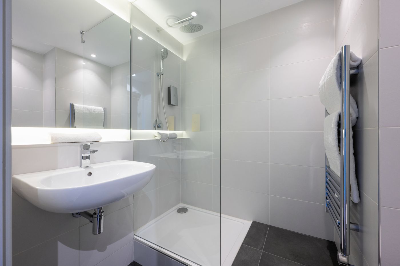 Staycity-Aparthotels-City-Quay-General-view-48