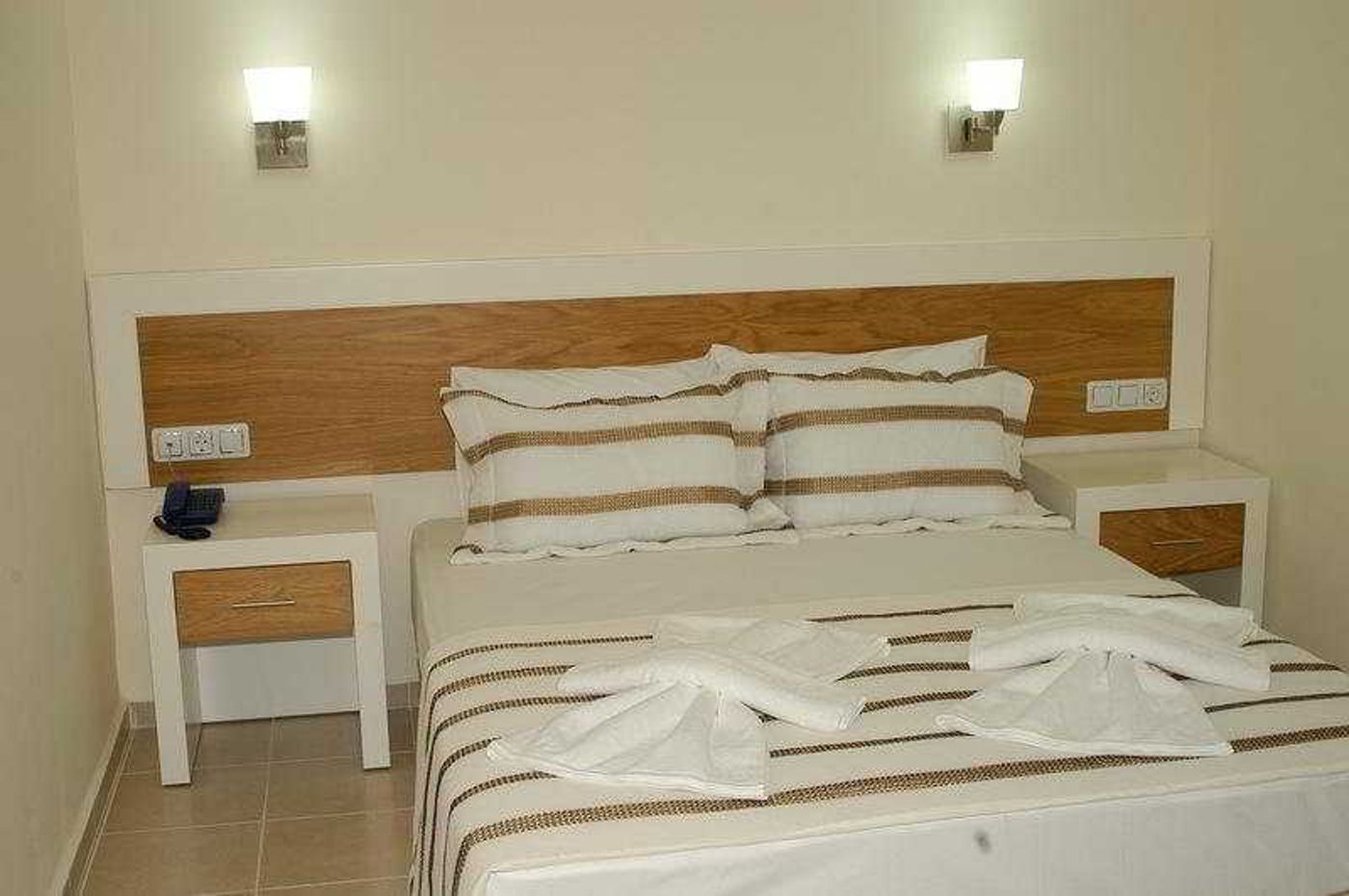 Diana-Suite-Hotel-Room-10