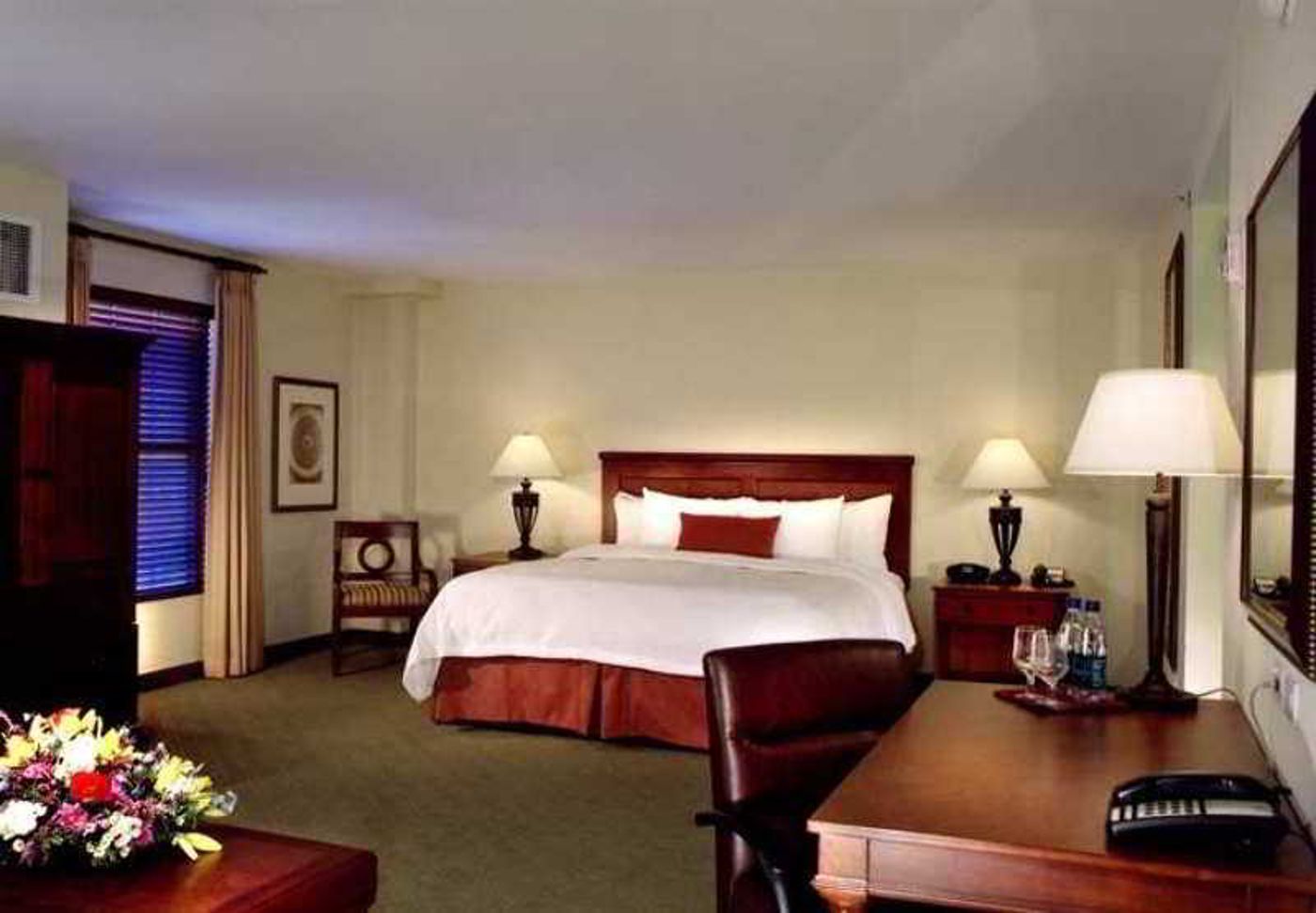 Hampton Inn & Suites Austin-Downtown/Convention Ce-United States-AUSTIN-General view-3