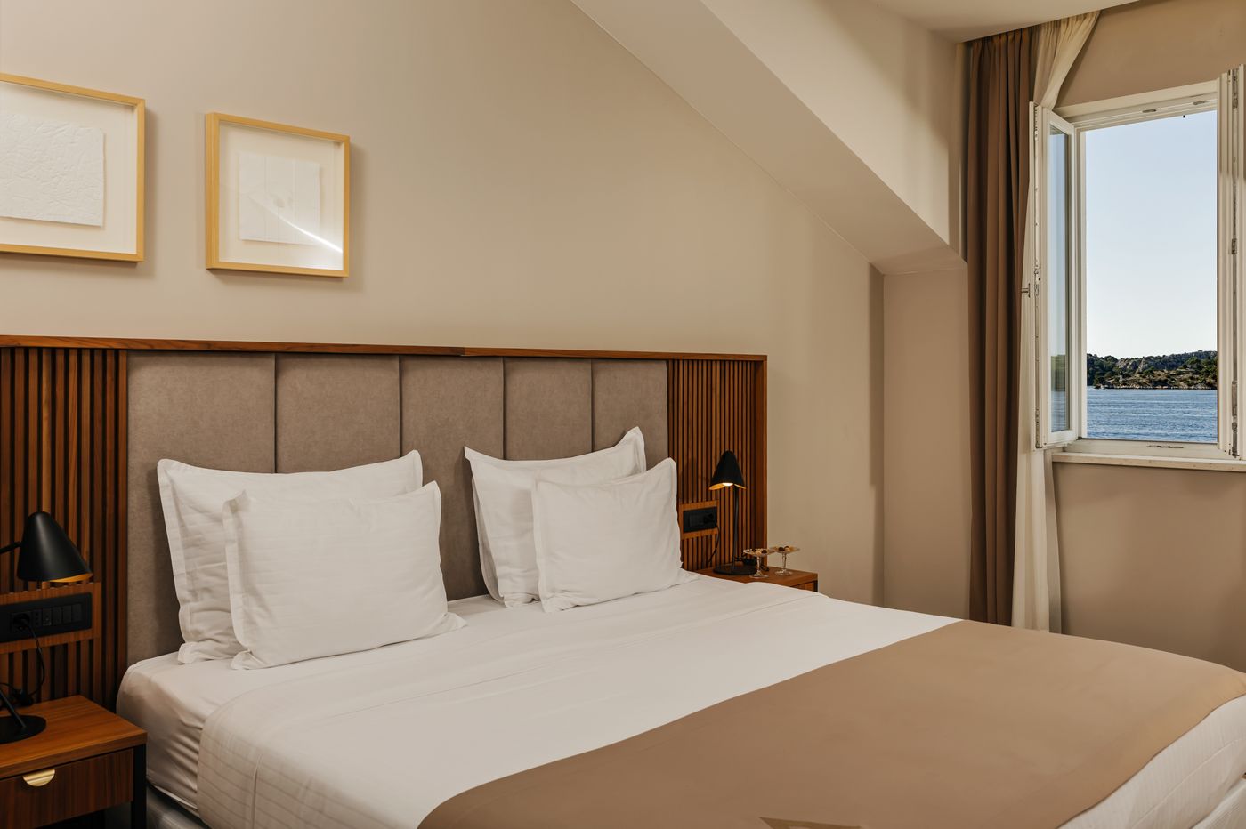 Armerun-Heritage-Hotel---Residences-Room-27