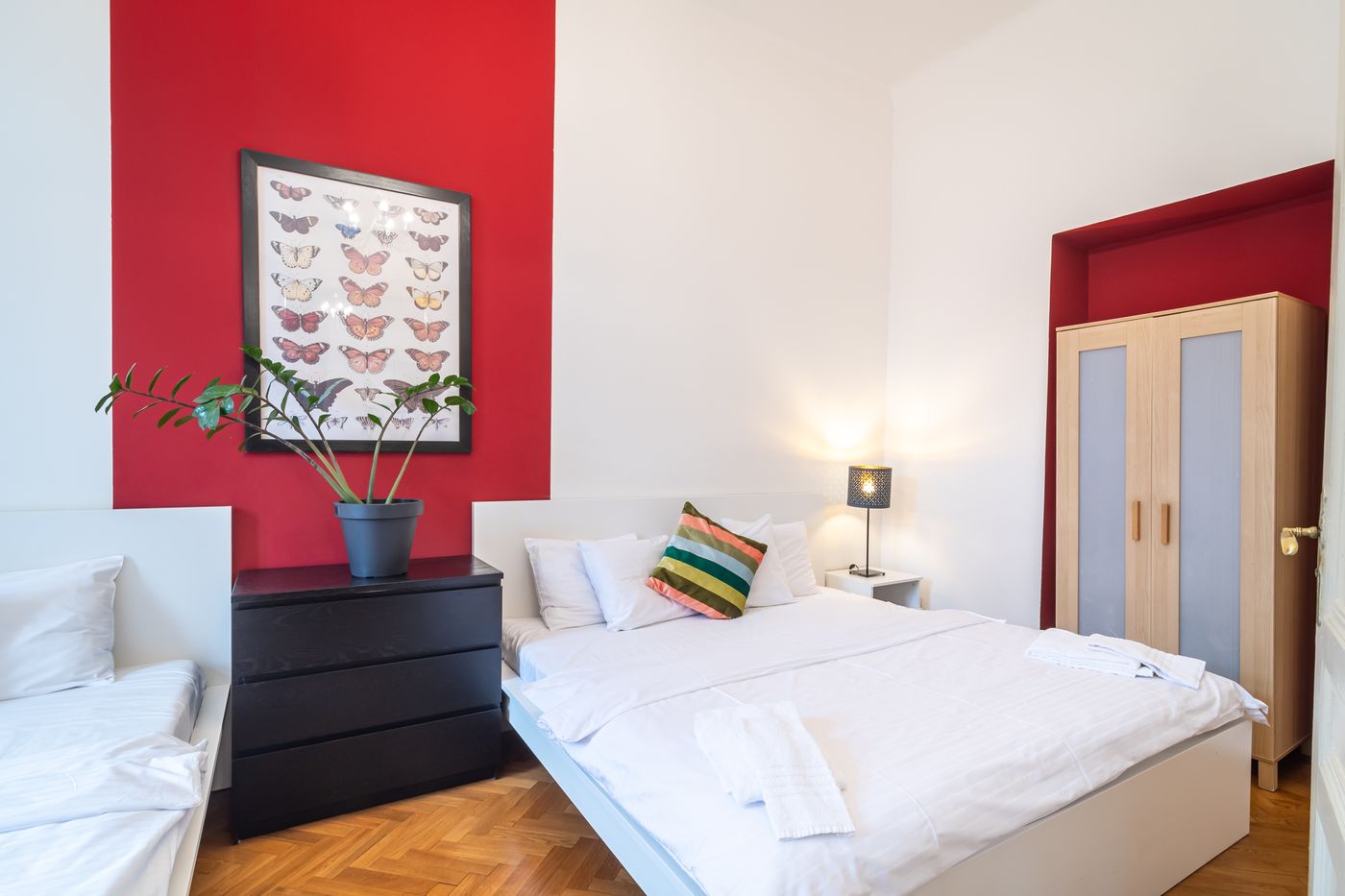 Royal-Road-Residence-Room-53