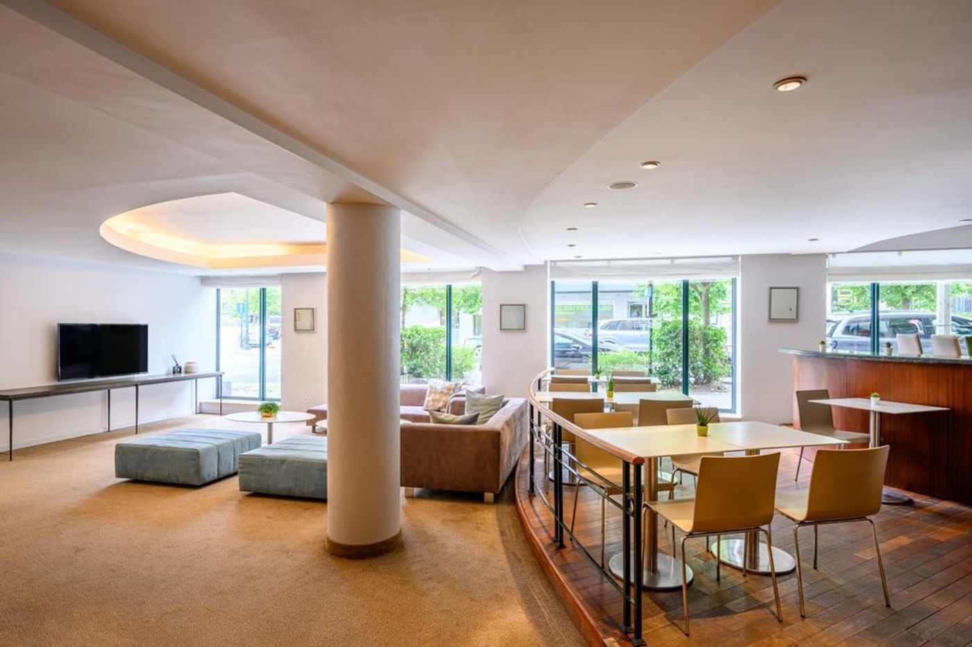 B-Aparthotel-Ambiorix-Restaurant-6