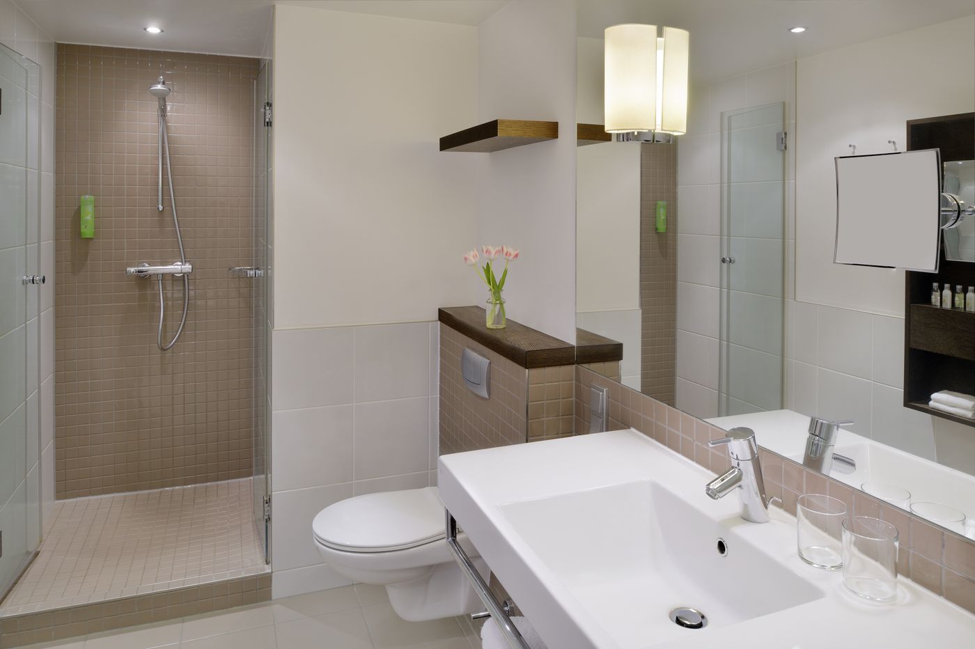 Movenpick-Amsterdam-City-Room-34