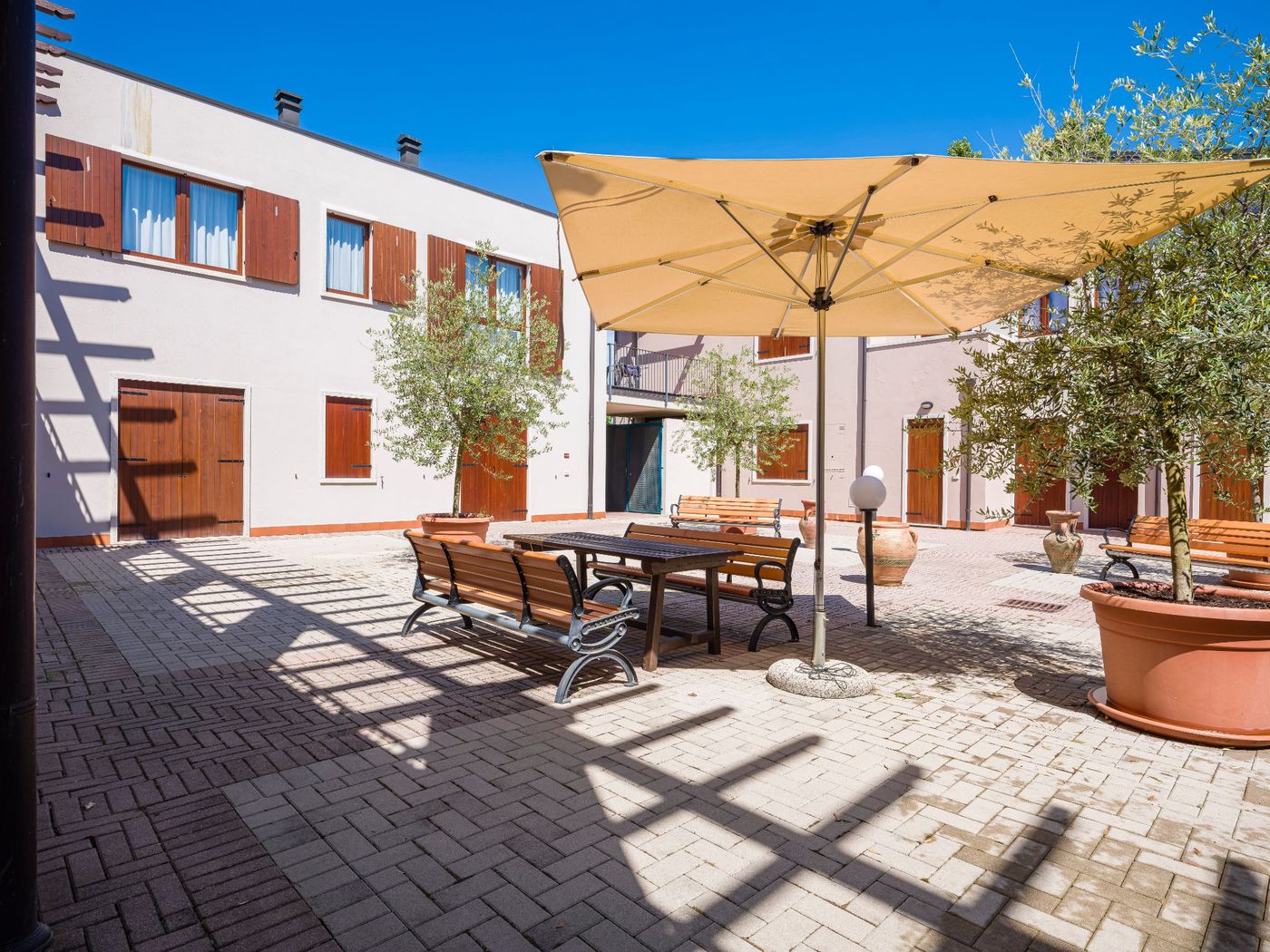 Residence Eden-Italy-Peschiera del Garda VR-General view-7