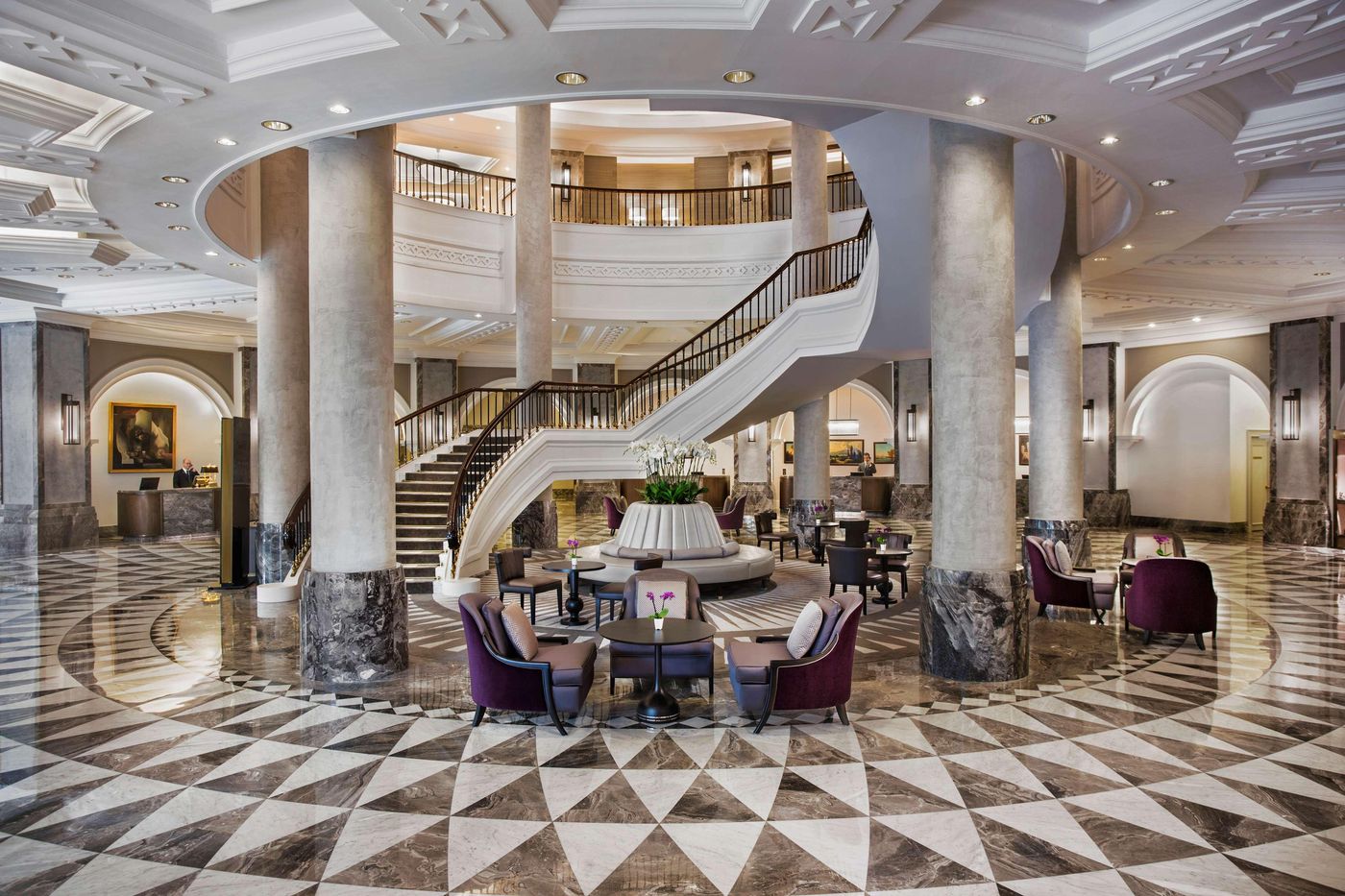 Conrad-Istanbul-Bosphorus-Lobby-5