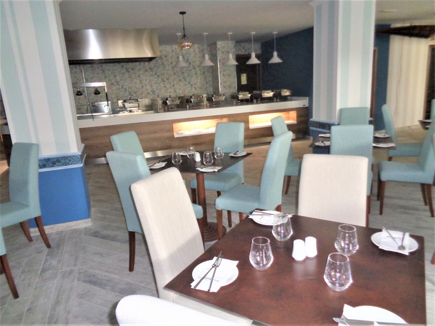 Santana-Restaurant-56