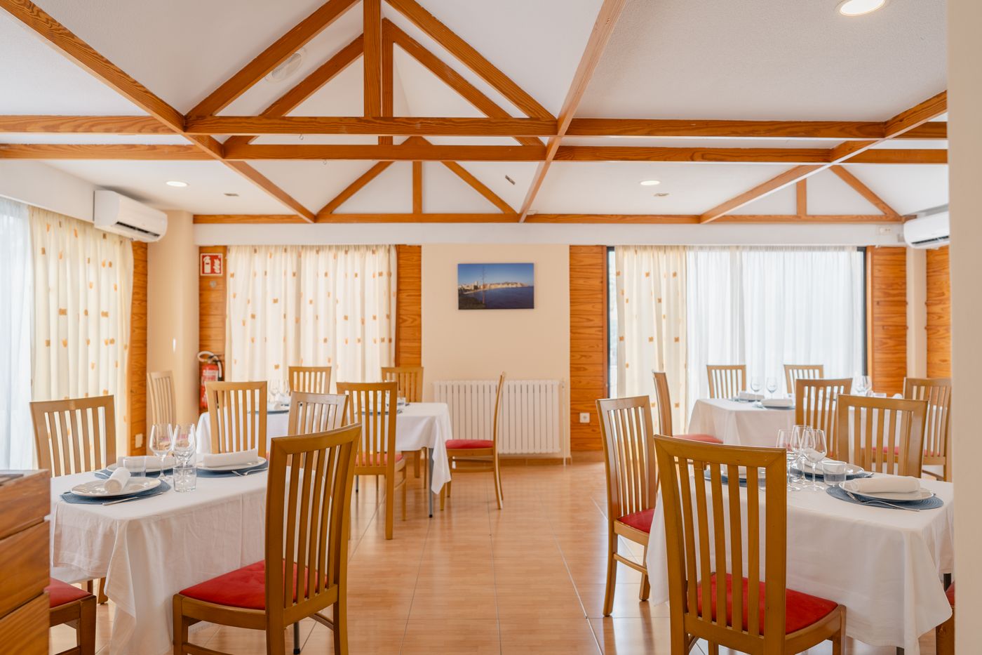 Luxmar-Apartments-Restaurant-33