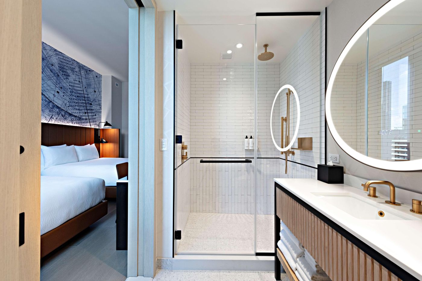 Tempo-by-Hilton-New-York-Times-Square-Room-55