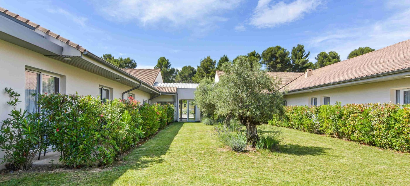 Kyriad RÃ©sidence CabriÃ¨s-France-CABRIES-General view-8