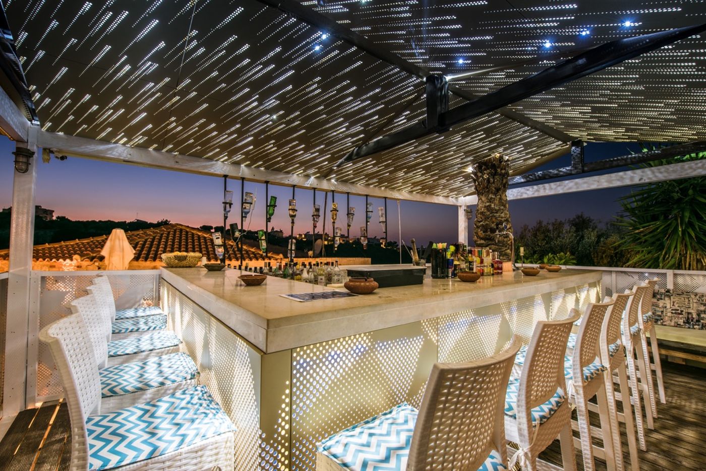 Diamond-Village-Bar-11