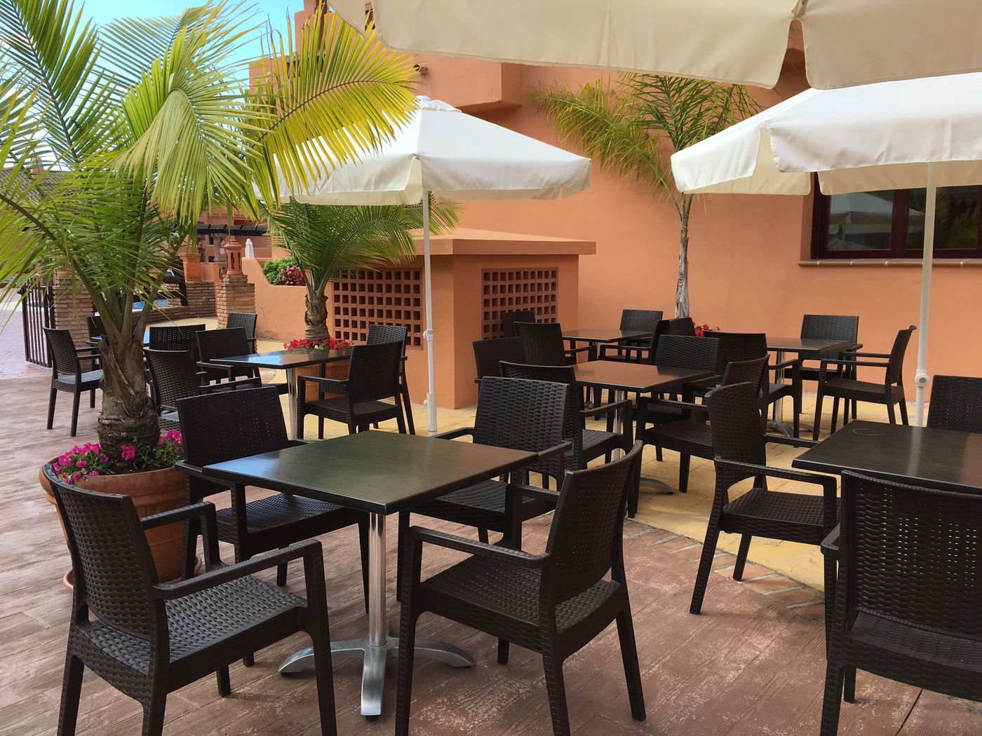 Royal-Suites-Marbella-Restaurant-23