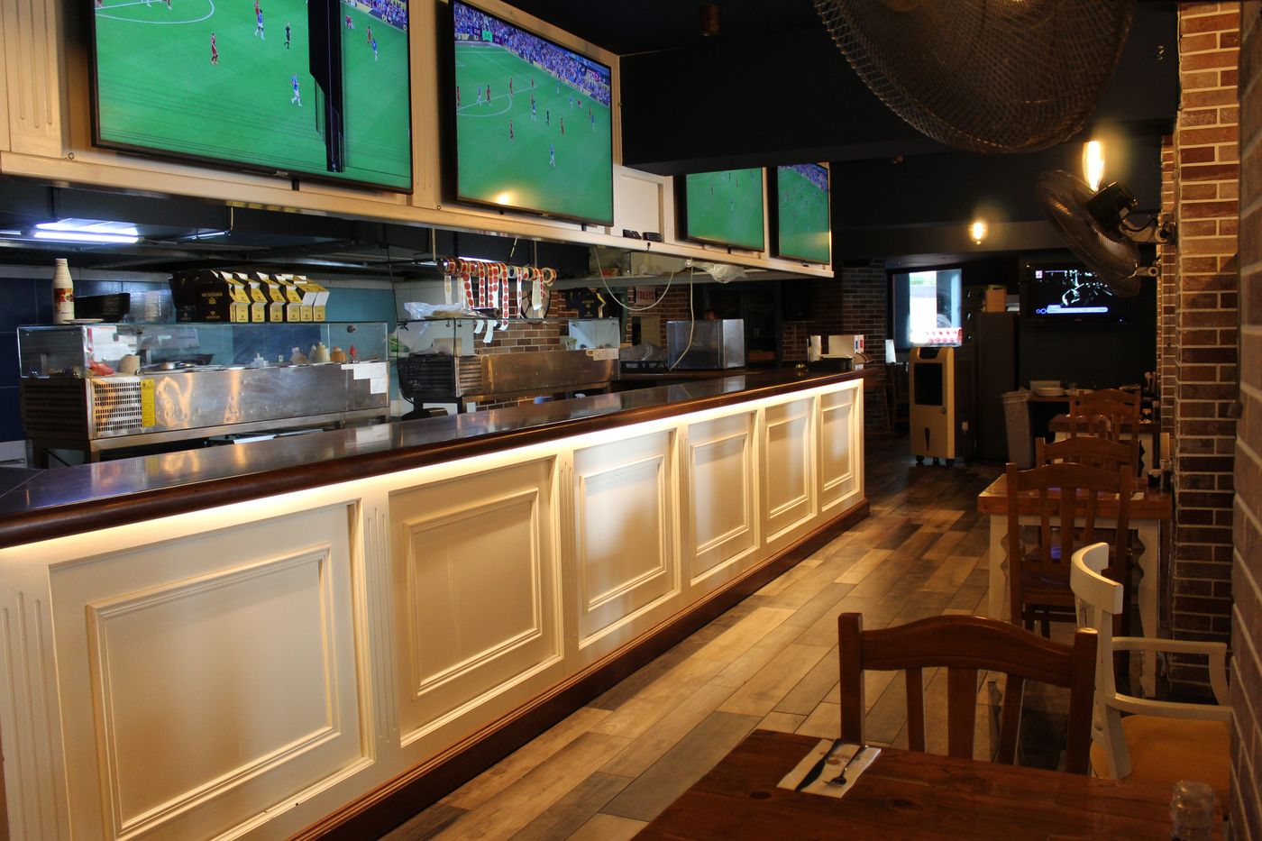 The-St-George-Park-Hotel-Restaurant-43