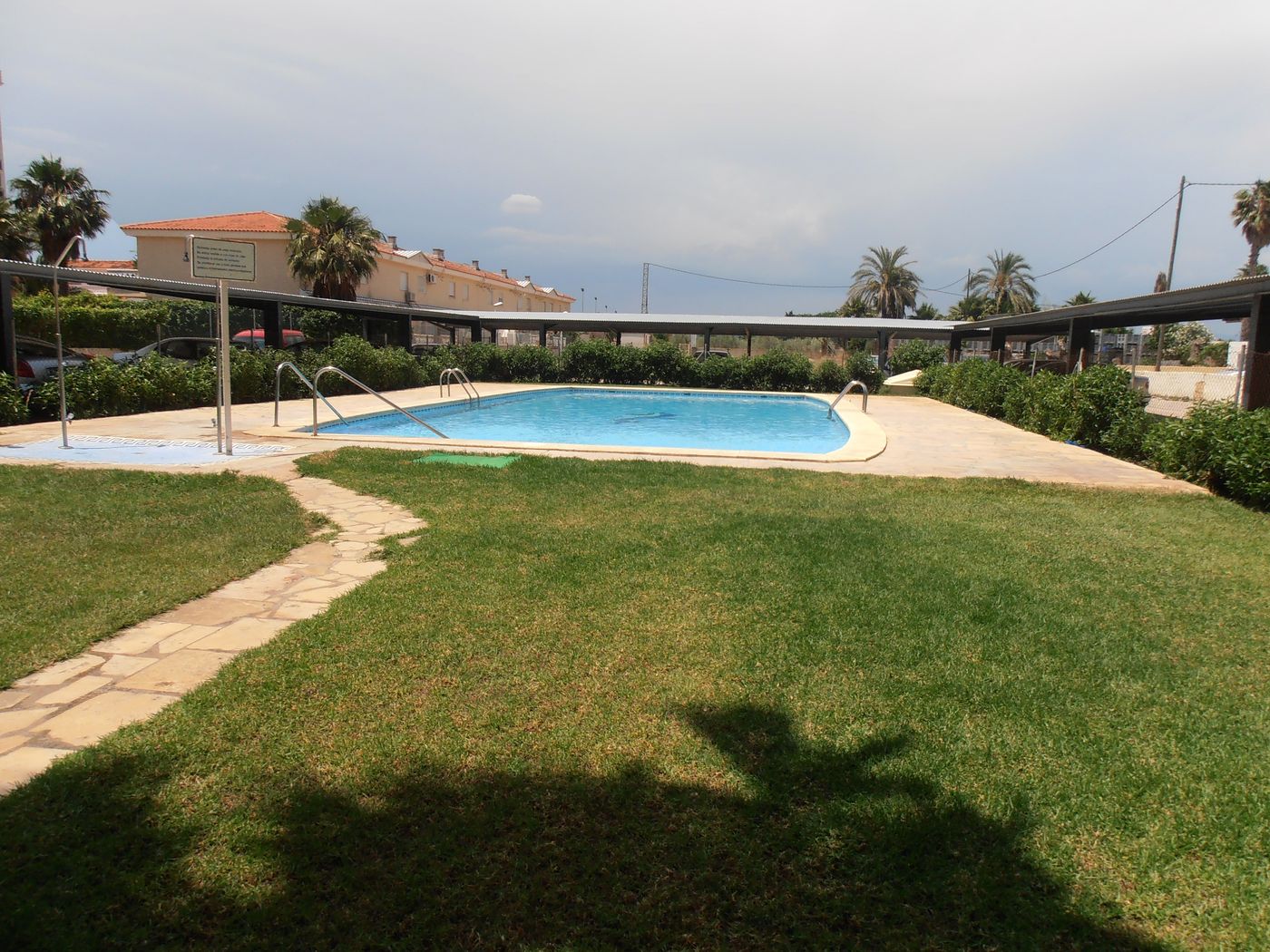 Apartamentos-Surfing3000-Pool-2