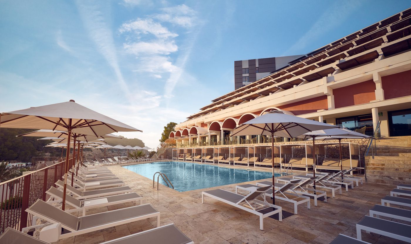 Club Cala San Miguel Hotel Ibiza, Curio Collection by Hilton