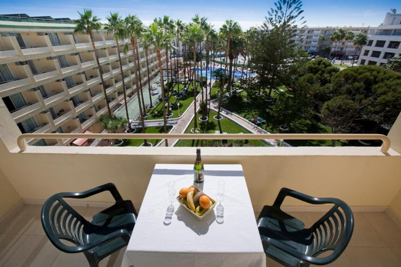 Playa-del-Sol-Apartments---Adults-Only-Room-8