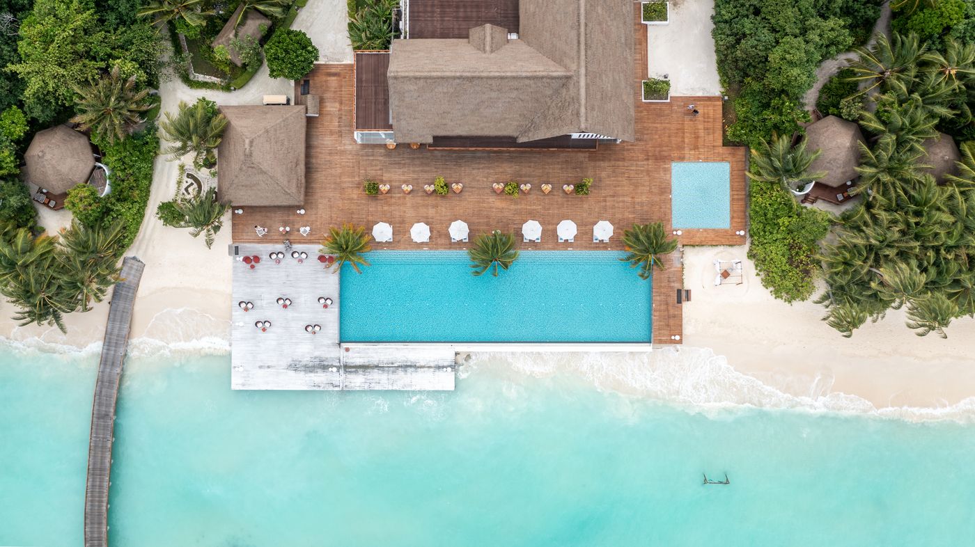 Mercure Maldives Kooddoo Resort