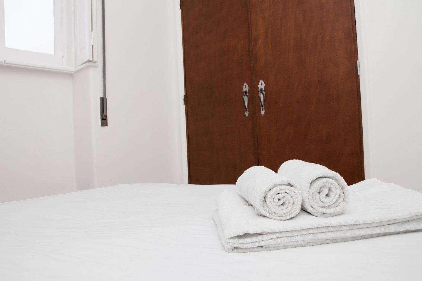 Sant-Jordi-Hostels-Lisbon-Room-46