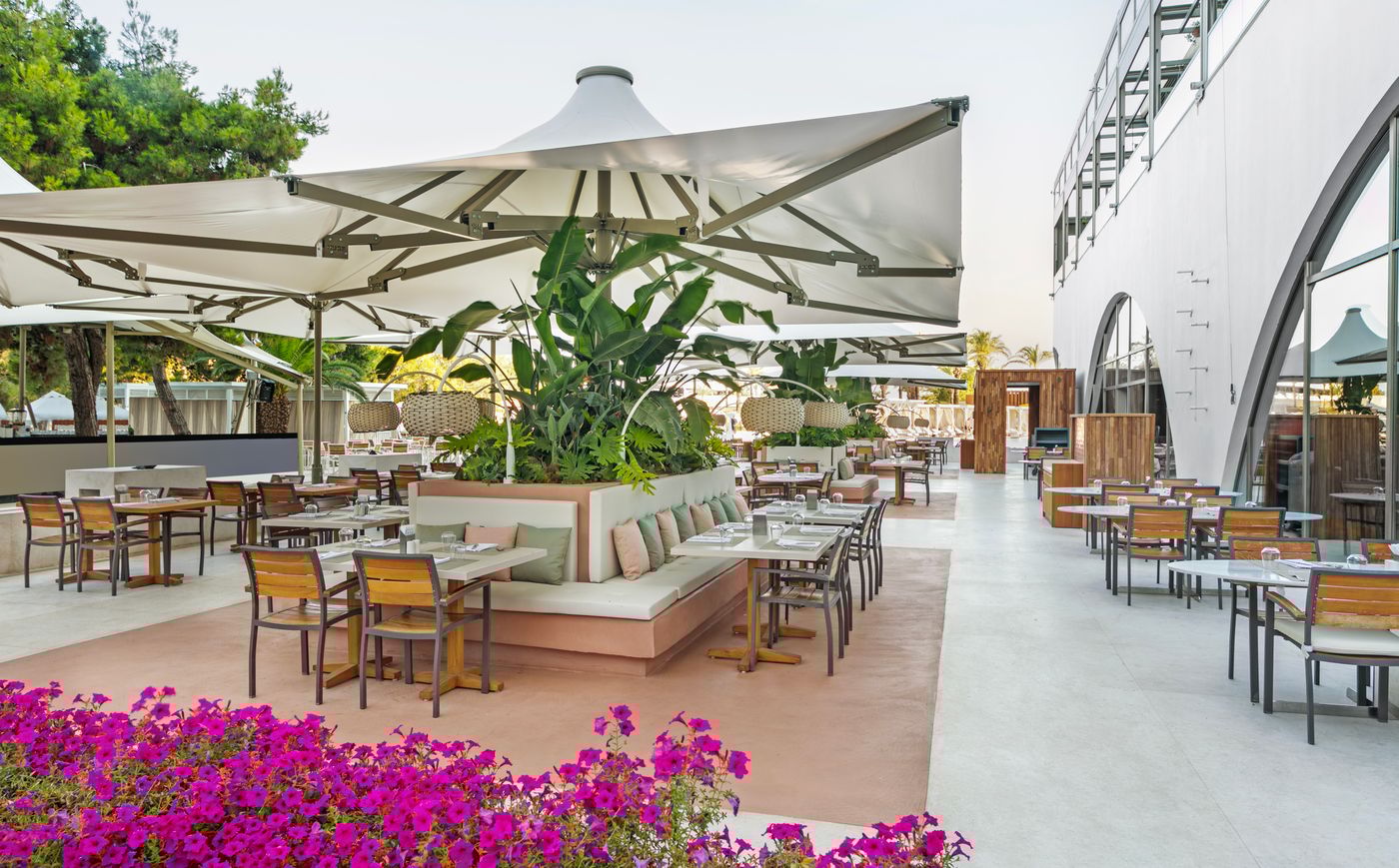 Titanic-Deluxe-Lara-Restaurant-22