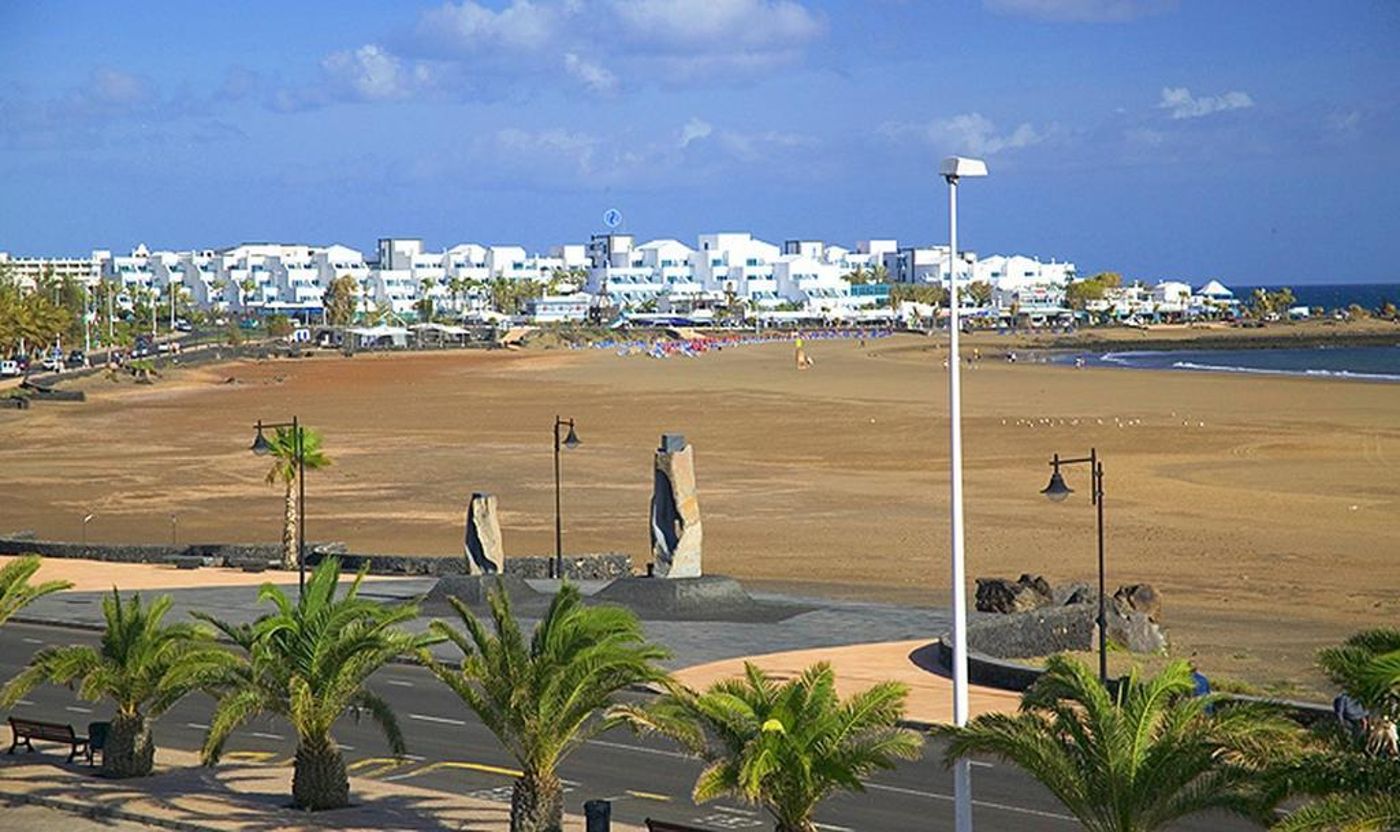 Club-Pocillos-Apartments-General-view-27