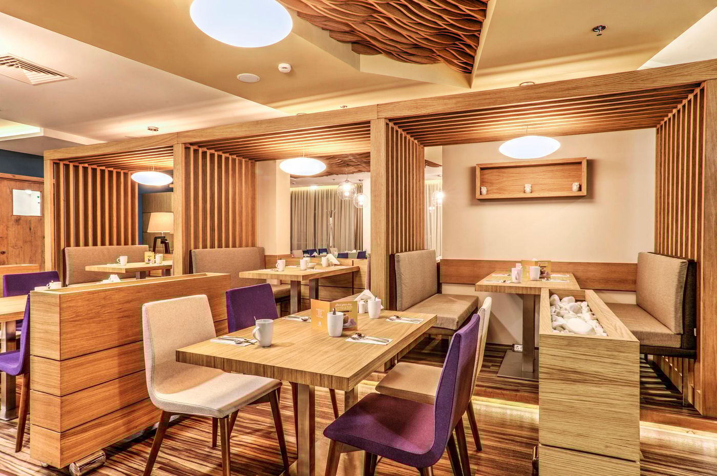 Holiday-Inn-Plovdiv-Restaurant-51