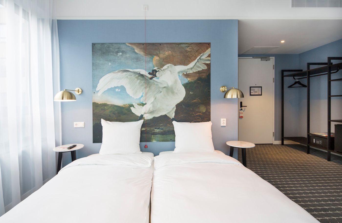 Corendon-Urban-Amsterdam-Schiphol-Airport-Room-21