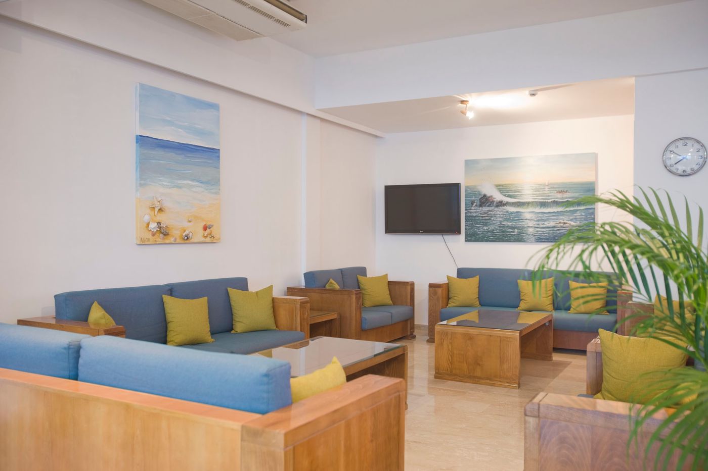 Vrissaki Hotel Apartments